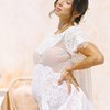 13 Maternity Shoot Terbaru Jennifer Bachdim Sebelum Lahiran, Estetik Kenakan Gaun Tembus Pandang