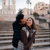 Tak Peduli Hujatan Netizen, Ini Potret Bulan Madu Kiky Saputri di Eropa yang Makin Lengket Pamer Foto Peluk dan Cium
