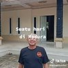 Sultan Mah Bebas, Viral Potret Rumah Mewah di Madura Ini Malah Jadi Kandang Sapi