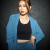 Miliki Badan Langsing, Ini 10 Potret Desy Genoveva Eks JKT48 Pamer Perut Rata yang Bikin Iri