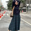 Doyan Jalan-Jalan, Ini 10 Gaya Outfit Desy Ratnasari saat Traveling yang Super Stylish Bak ABG