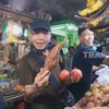 10 Momen Ayu Ting Ting Tampil Sederhana Naik Angkot ke Pasar, Ayah Ojak Jadi Keneknya lho!