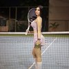 10 Potret Maria Vania Pakai Baju Tenis yang Gemas, Pesonanya Bikin Auto Meleleh!
