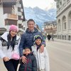 Deretan Potret Titi Kamal dan Keluarga Liburan di Swiss, Asyik Main Salju