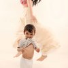 8 Gaya Pemotretan Terbaru Ratu Rizky Nabila dengan Sang Buah Hati yang Terlihat Bahagia menjadi Single Mom