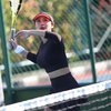 Ketagihan Main Tenis sampai Kulitnya Menghitam, Ini Potret Yuni Shara yang Tetap Menawan saat di Lapangan