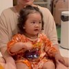 Deretan Potret Terbaru Baby Xarena Anak Siti Badriah yang Gemoy Banget, Tingkahnya Lucu Bak Boneka!
