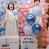 Potret Gender Reveal Masayu Clara yang Bakal Dikaruniai Bay Kembar, bahagia Banget!