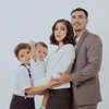 Pemotretan Terbaru Keluarga Jessica Iskandar dan Vincent Verhaag, Vibes Disebut Mirip Anak Kerajaan Inggris