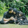 Pemotretan Ali Syakieb dan Margin Wieheerm Bareng Guzelim, Satu Keluarga Bener-Bener Cakep Semua!