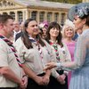 8 Potret Kate Middleton di Pesta Minum Teh Kerajaan Inggris, Tampil Anggun dengan Gaun Lama yang Dipakai Ulang