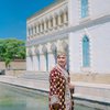 10 Potret Oki Setiana Dewi Liburan di Uzbekistan, Tampil Menawan Jadi Princess Bukhoro