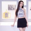 10 Potret Jisoo BLACKPINK Tampil Menawan di Miss Dior exhibition, Pancarkan Visual Bak Dewi