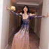 Glamour dan Berkelas! Ini 10 Potret Raline Shah Pakai Gaun Biru Metalik di Cannes Film Festival 2023 yang Sukses Pukau Publik