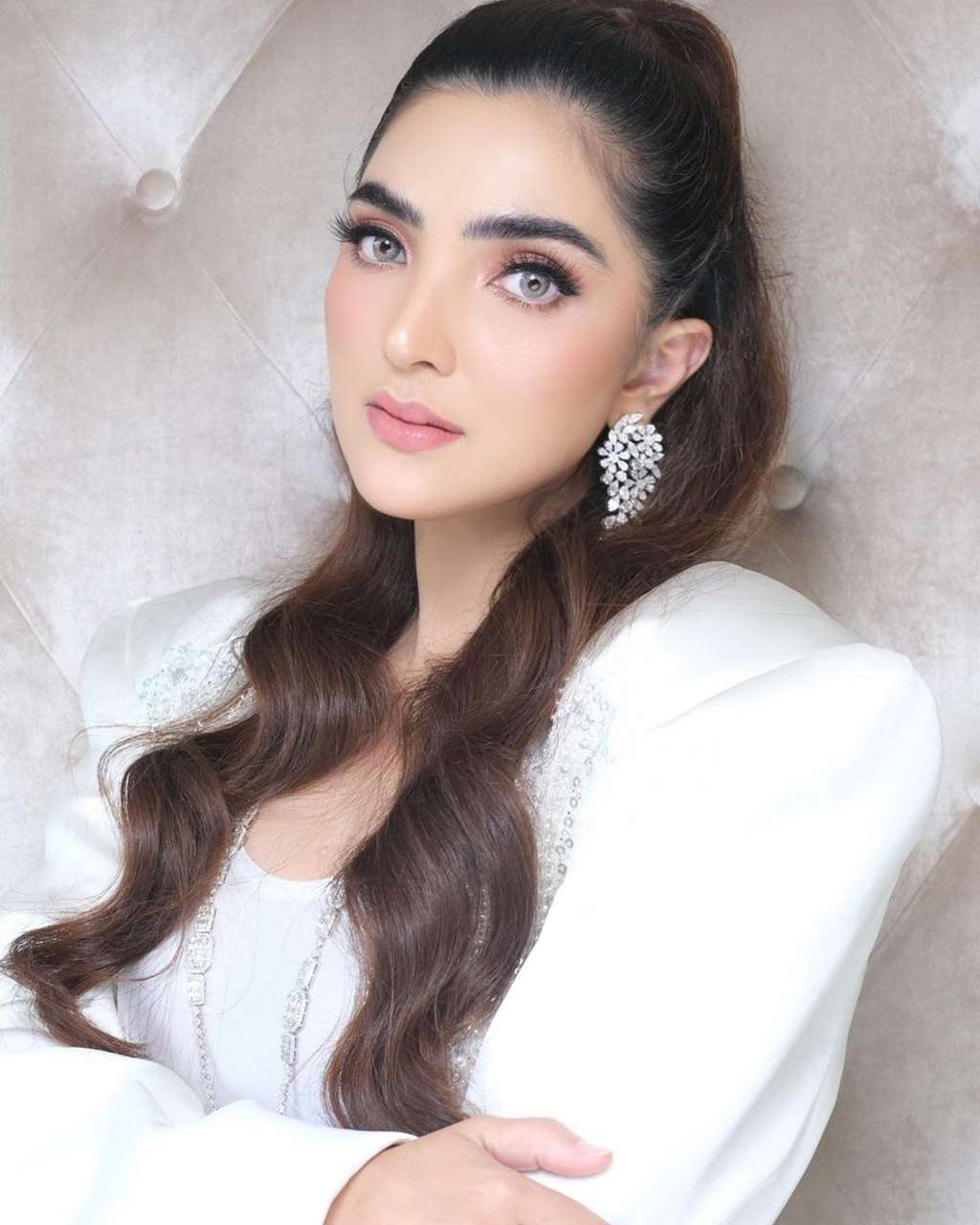 Pesonanya Disebut Bak Bidadari Turun Dari Surga, Photoshoot Terbaru Ashanty Sukses Bikin Terpukau