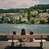 10 Potret Liburan Keluarga Ringgo Agus dan Sabai Dieter di Switzerland, Seru Banget Bersantai di Pinggir Sungai
