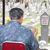Potret Mengharukan SBY Rayakan Ulang Tahun Bu Ani di Pemakaman Bareng Keluarga