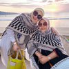 Potret Syahrini dan Keluarga Kumpul di Bali, Tampil Kompak Bareng Ibu dan Adik dengan Outfit Cetar