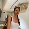 Makin Mirip Lisa BLACKPINK, Ini 12 Gaya Santai Yuki Kato Selama Solo Traveling di Italy