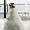 10 Potret Cantik Tina Toon Jadi Pengantin - Tampil Elegan dengan White Long Dress! 