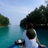 Potret Keseruan Yuki Kato Liburan di Pulau Seribu, Santai di Atas Kapal hingga Asyik Menyelam