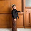 10 Potret Kiano dan Kenzo Pakai Baju Adat Jawa, Ganteng Bak Sultan Cilik!