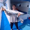 Gak Sia-Sia Berangkat Subuh, Prilly Latuconsina Bagikan Potret saat Berhasil Mancing Ikan di Laut