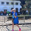 Potret Gisel Lari Marathon Sambil Pamer Kaki Jenjang, Gading Marten Komen Begini! 
