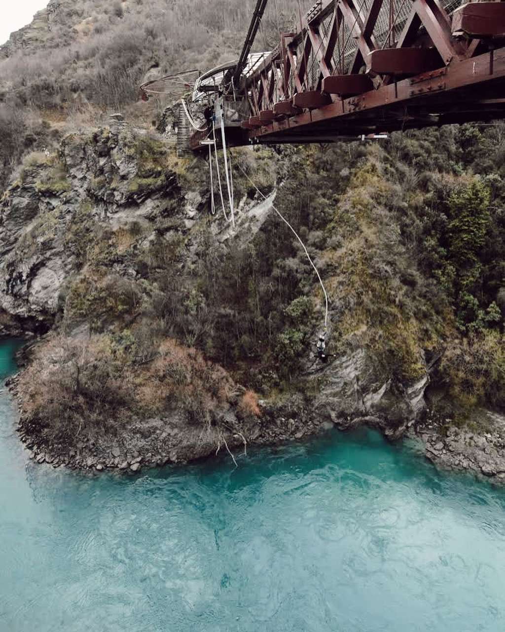 Nggak Ada Takut-Takutnya, Ini Potret Naysilla Mirdad Bungee Jumping di New Zealand