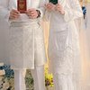 Sah, Berikut Potret Larissa Chou dan Ikram Rosadi saat Akad Nikah - Kenakan Baju Serba Putih!