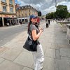 11 Potret Terbaru Amanda Caessa yang Disebut Makin Rajin Ngepel Setelah Lulus Kuliah dari Inggris