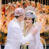 9 Potret Pernikahan Hana Hanifah, Sempat Tunangan dengan Lelaki Lain Namun Terganjal Restu Ibu