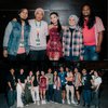 10 Potret Naura Ayu Pertama Kali Tampil di Pestapora, Sukses Hibur Penonton dengan Lagu-Lagu Hitsnya!