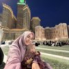Potret Gemas Alma dan Alsha Dua Putri Kembar Anisa Rahma saat Ikut Ibadah Umroh di Mekkah