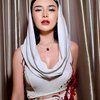 7 Potret Amanda Manopo saat Hadiri Premiere Film Indigo, Cantiknya di Luar Nalar!