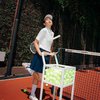 Simple dan Klasik, Intip Potret Kompak Maudy Ayunda dan Suami Saat Main Tenis Bareng! 
