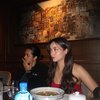 Tampil dengan Red Dress, Megan Domani Rayakan Ulang Tahun dengan Dinner Private Bersama Keluarga dan Sahabat - Berikut Potretnya! 