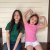 Sama-Sama Punya Wajah Cantik Bak Idol Korea, Ini 8 Potret Akrab Sheva dan Elea Anak Ussy dan Andhika Pratama