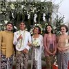 Deretan Potret Aurelie Moeremans Pakai Kebaya di Pernikahan Amanda Gonzales, Anggun dan Kalem!