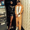 Potret Kocak Hailey dengan Justin Bieber Rayakan Halloween, Kompak Cosplay Pebbles dan Bamm-Bamm