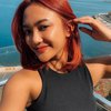 Gak Takut Kepanasan, Ini Potret Cantik Marion Jola Pamer Liburan di Pantai Manado yang Bikin Salfok