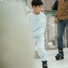 Disebut Mirip Jaehyun NCT, Intip Yuk Potret Terbaru Rafathar Saat Main Ice Skating di New York - Gantengnya Paripurna! 