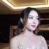 10 Potret Wajah Asli Natasha Wilona dari Kamera Wartawan, Kulitnya Bikin Insecure!