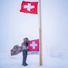 10 Potret Fuji di Swiss Disebut Seperti Lagi Syuting Twilight, Mata Biru Jadi Sorotan! 