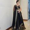 Disebut Lebih Cocok Style India daripada Korea, Ini 8 Potret Ayu Ting Ting Pakai Baju Saree