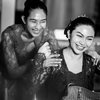 Cantiknya Ariel Tatum dan Happy Salma Berkebaya Jelang Jaipongan di Sukabumi 1980