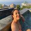 Deretan Potret Sherina Munaf Liburan ke Bali, Wajah Cantik dengan Riasan Minim Jadi Sorotan! 