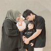 Posenya Lucu dan Gemoy Banget, Ini Potret Foto Keluarga Aurel Hermansyah dan Atta Halilintar