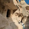View-nya Kayak di Negeri Dongeng, Ini Potret Nikita Willy dan Indra Priawan Ajak Baby Issa Healing ke Cappadocia