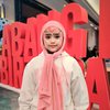 Tampil Cantik dengan Hijab dan Gaya Kasual di Ultah Baby L, Ini Potret Maryam Anak Oki Setiana Dewi